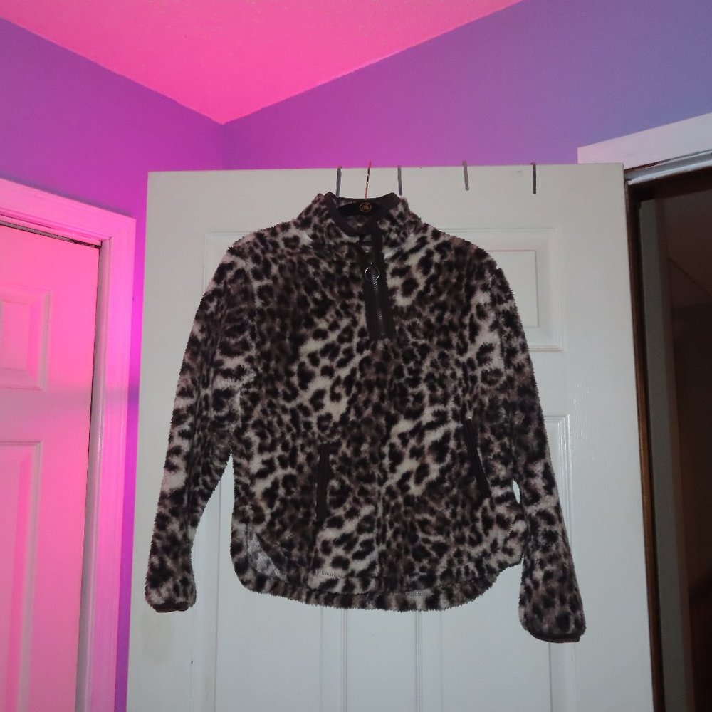 leopard print sweatshirt